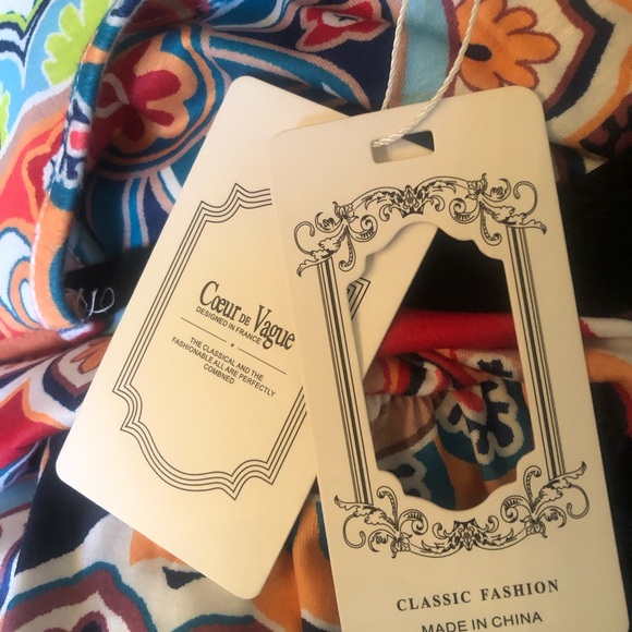 Multicolor abstract Maxi Dress with pockets. - Picture 3 of 3